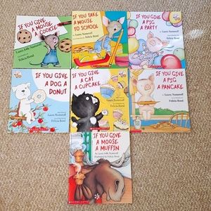 Lot of 7 Softcover Books If You Give A Mouse A Cookie Series